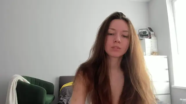 Snapshot of Adela_Vetta chatting on April 13, 2026, 9:15 am Adela Vetta online show from April 13, 2026, 9:15 am