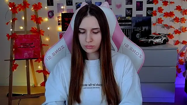 AliceCharmy online show from November 22, 2025, 7:29 am