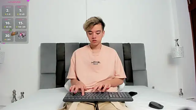 bunny maxi online show from December 23, 2024, 12:52 pm