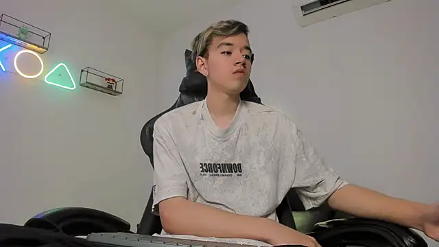 bunny maxi online show from March 9, 2025, 12:31 pm