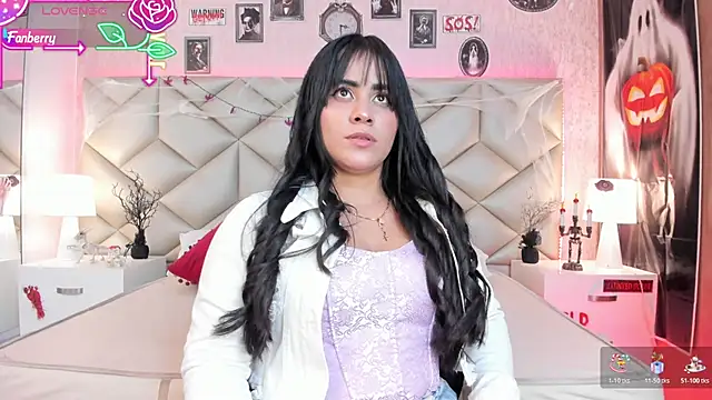 Snapshot of Brenda_Garcia chatting on October 29, 2025, 8:32 pm Brenda Garcia online show from October 29, 2025, 8:32 pm