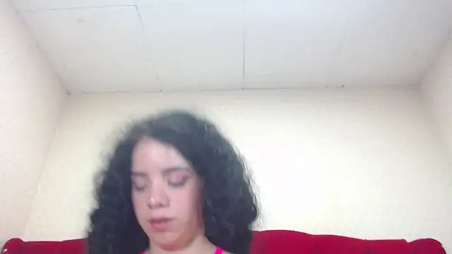 EmmaCowperr online show from February 3, 2025, 5:56 pm