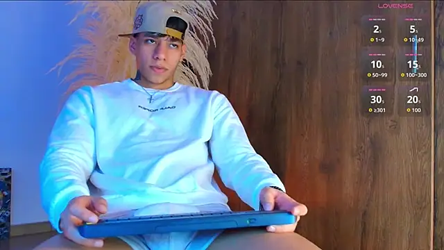 Josep Davies online show from October 26, 2025, 7:42 pm