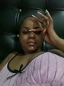 Fiercefoxxy online show from December 22, 2025, 6:32 am