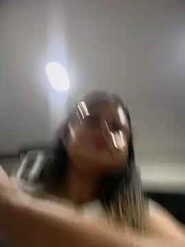 melanny10 online show from February 8, 2026, 7:12 am