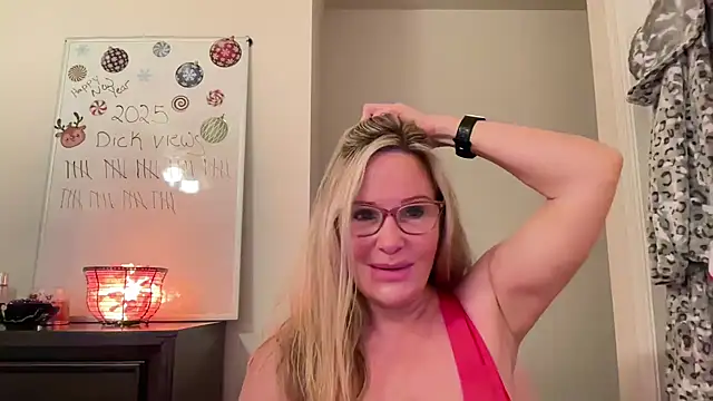 Milf Goddess online show from January 27, 2025, 5:58 am