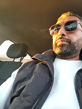 Snapshot of goldenhead1 chatting on January 11, 2026, 7:57 am goldenhead1 online show from January 11, 2026, 7:57 am