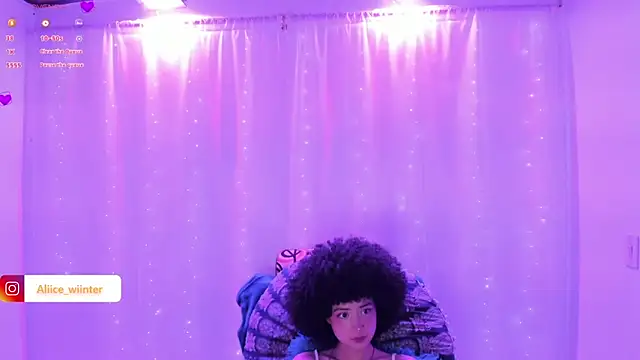 Snapshot of Alice_winter_ chatting on December 5, 2024, 8:11 pm Alice winter online show from December 5, 2024, 8:11 pm