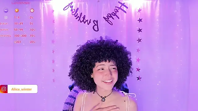 Snapshot of Alice_winter_ chatting on January 20, 2025, 12:25 am Alice winter online show from January 20, 2025, 12:25 am