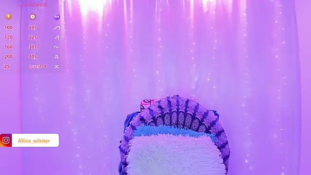 Snapshot of Alice_winter_ chatting on March 1, 2025, 7:15 pm Alice winter online show from March 1, 2025, 7:15 pm