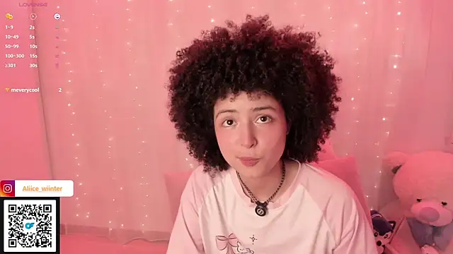 Snapshot of Alice_winter_ chatting on September 18, 2025, 6:10 pm Alice winter online show from September 18, 2025, 6:10 pm