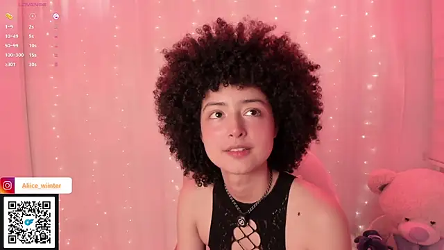 Snapshot of Alice_winter_ chatting on September 22, 2025, 7:05 pm Alice winter online show from September 22, 2025, 7:05 pm