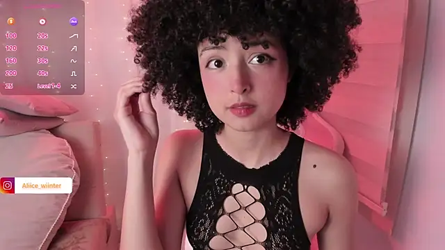 Snapshot of Alice_winter_ chatting on February 27, 2026, 6:08 pm Alice winter online show from February 27, 2026, 6:08 pm