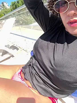 candy-sam28 online show from January 12, 2025, 5:54 pm