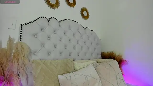 Ashleyjenner  online show from January 25, 2025, 12:48 am