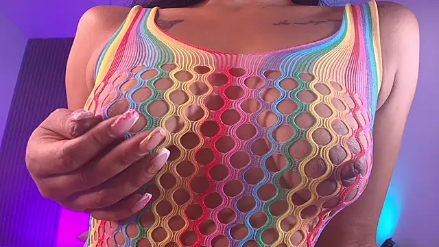 hot dione online show from April 12, 2026, 7:19 pm