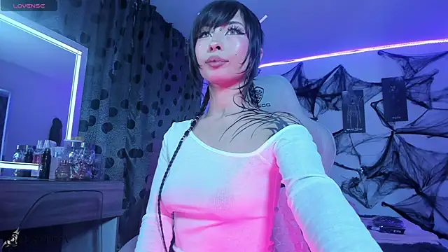 Snapshot of satanbabee chatting on October 3, 2025, 11:46 pm satanbabee online show from October 3, 2025, 11:46 pm