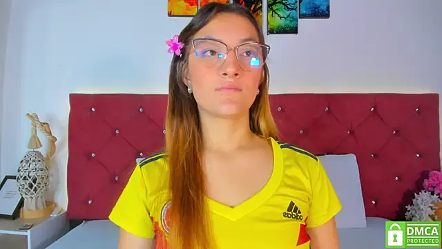 Ruth harvey  online show from September 9, 2025, 12:26 pm