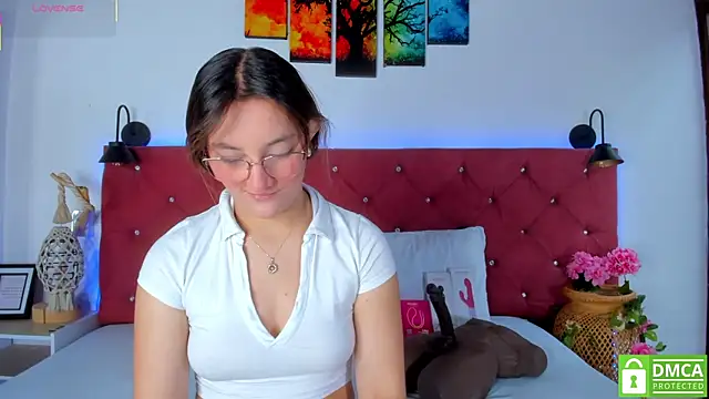 Ruth harvey  online show from October 17, 2025, 1:46 pm