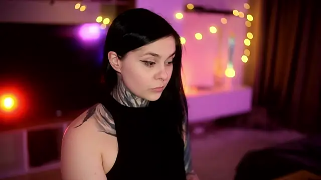 AcidPie online show from February 27, 2025, 4:32 pm