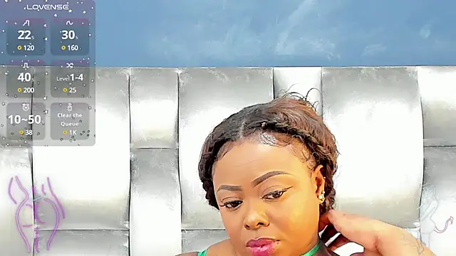 CamilaBenitez online show from March 17, 2025, 9:34 pm