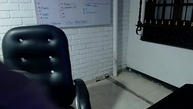 ViioletaMora online show from February 19, 2025, 3:06 am