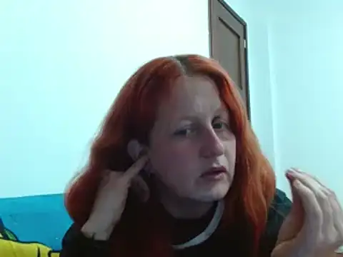 ViioletaMora online show from September 24, 2025, 6:50 am