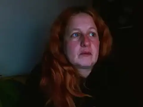 ViioletaMora online show from November 15, 2025, 9:43 pm