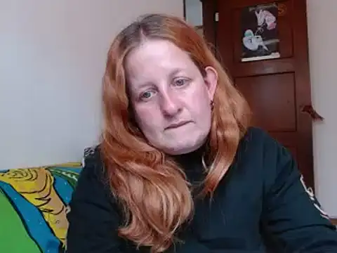 ViioletaMora online show from December 1, 2025, 6:35 pm