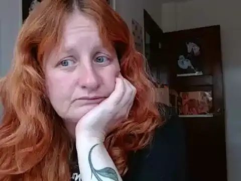 ViioletaMora online show from February 23, 2026, 5:43 pm