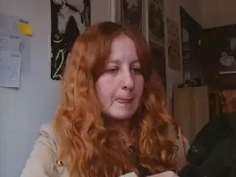 ViioletaMora online show from May 26, 2026, 6:15 pm