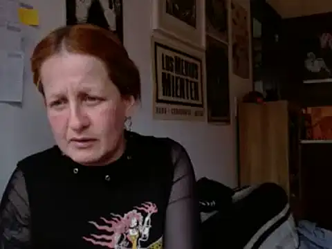 ViioletaMora online show from May 28, 2026, 6:38 pm