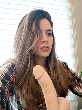 maliciaworld online show from February 12, 2025, 8:18 pm