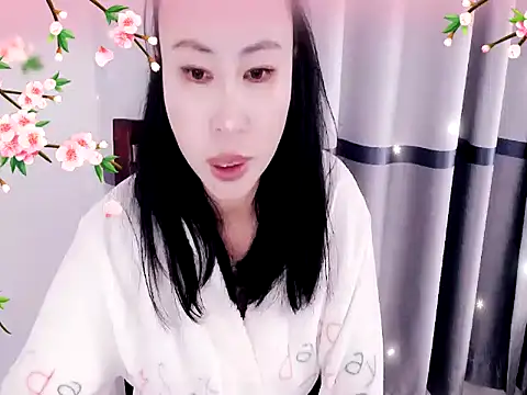 xiaoxuer online show from December 15, 2024, 5:45 am