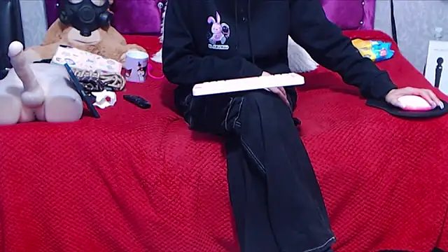 AyshaScott online show from September 9, 2025, 12:59 pm