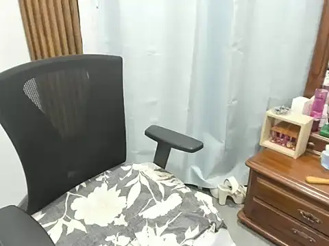 Snapshot of MonicaGarcia_ chatting on June 9, 2026, 8:15 am MonicaGarcia online show from June 9, 2026, 8:15 am