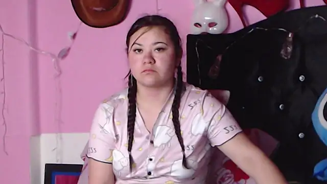 NikkiRous  online show from January 29, 2025, 1:28 pm