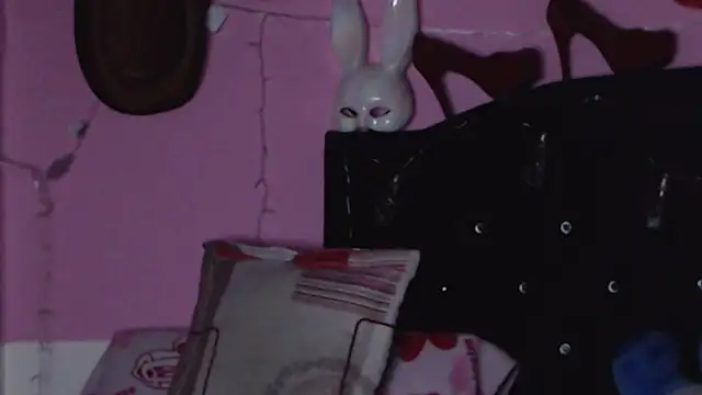 NikkiRous  online show from January 31, 2025, 1:23 pm