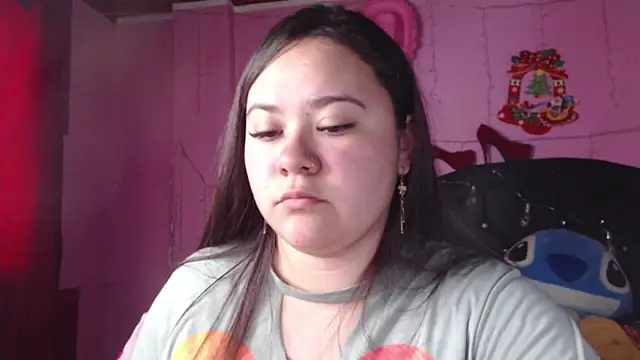 NikkiRous  online show from February 5, 2025, 5:09 pm