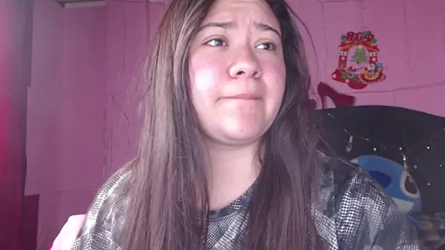 NikkiRous  online show from February 6, 2025, 2:26 pm