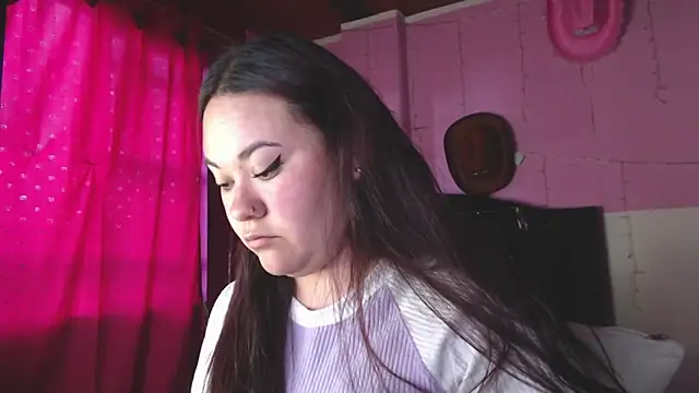 NikkiRous  online show from February 24, 2026, 8:40 pm