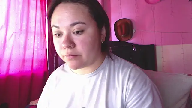 NikkiRous  online show from February 25, 2026, 2:27 pm