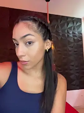 Ema azel online show from October 8, 2025, 2:36 pm