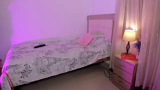 vale kross online show from March 14, 2025, 1:35 pm