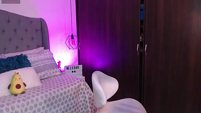 miaromanove ss online show from January 6, 2025, 6:58 am