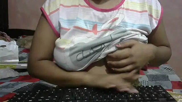 Im Cute online show from October 25, 2025, 7:30 pm