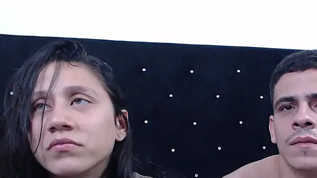 YeraldinAndJos online show from November 30, 2025, 3:10 am