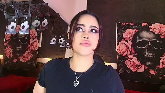 Snapshot of EvaaFoxxy1 chatting on July 1, 2026, 11:56 am EvaaFoxxy1 online show from July 1, 2026, 11:56 am