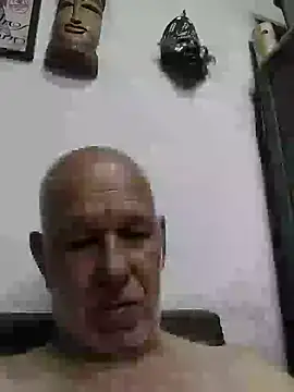 Snapshot of FabiQuilmes chatting on January 8, 2025, 12:06 am FabiQuilmes online show from January 8, 2025, 12:06 am