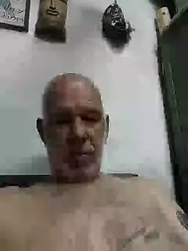 Snapshot of FabiQuilmes chatting on January 25, 2025, 12:05 pm FabiQuilmes online show from January 25, 2025, 12:05 pm